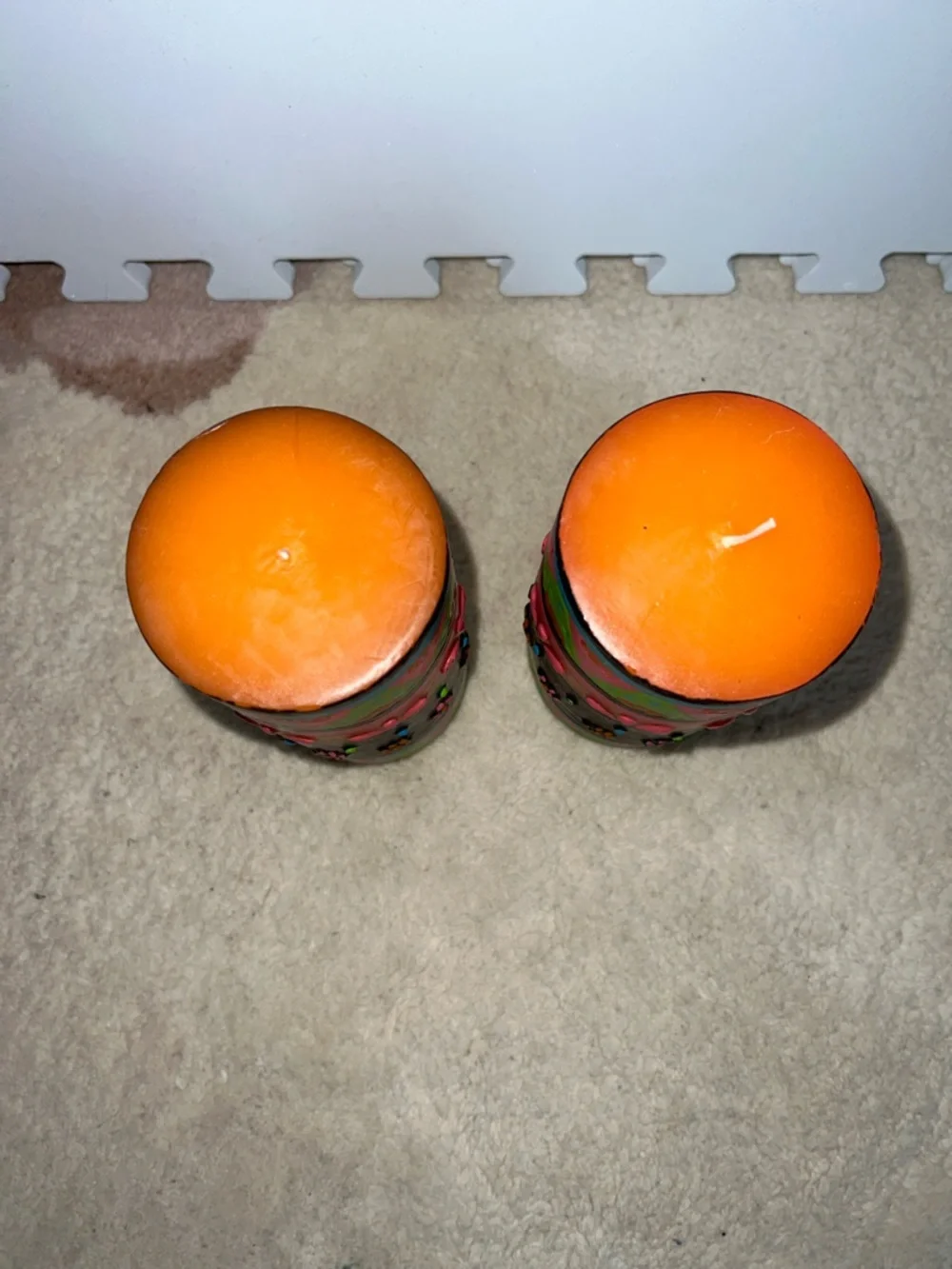 Set of 2 Multicolor Decorative Pillar Candles